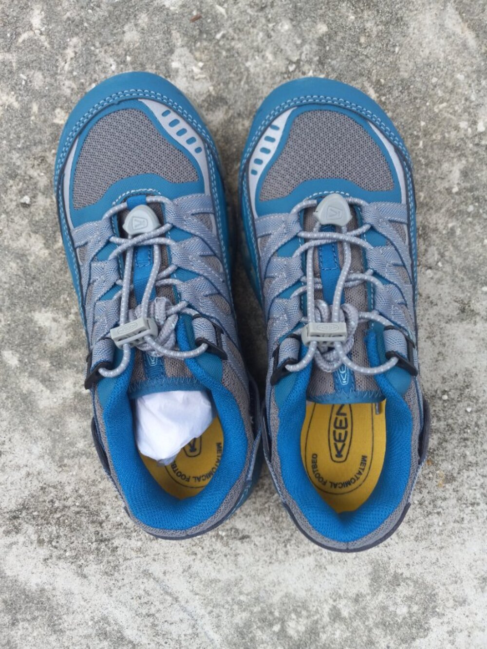 Asheville Keen Aluminum Toe Work sneakers Womens Size 5